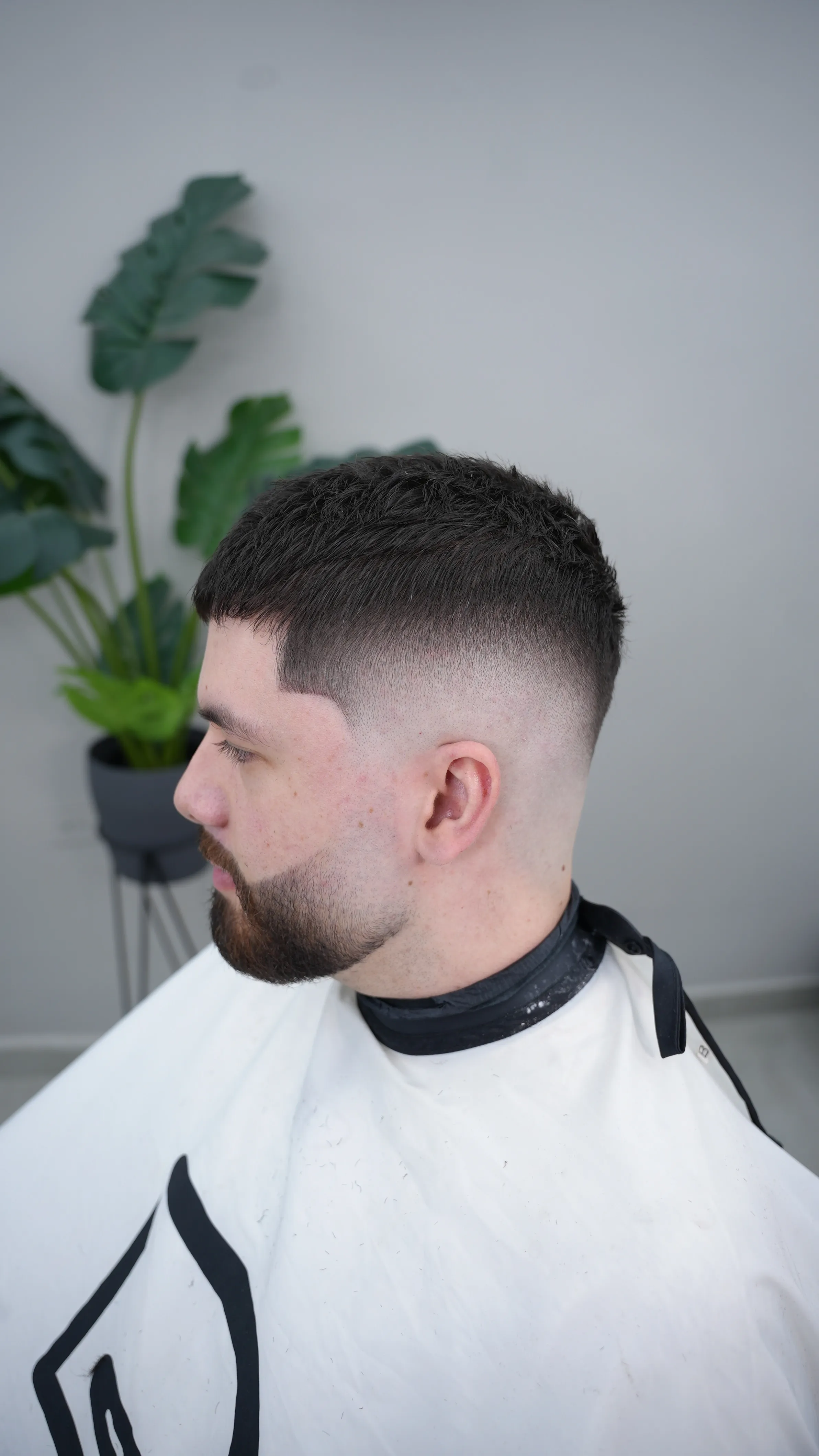 CORTE Y BARBA  CLIENTE FIEL