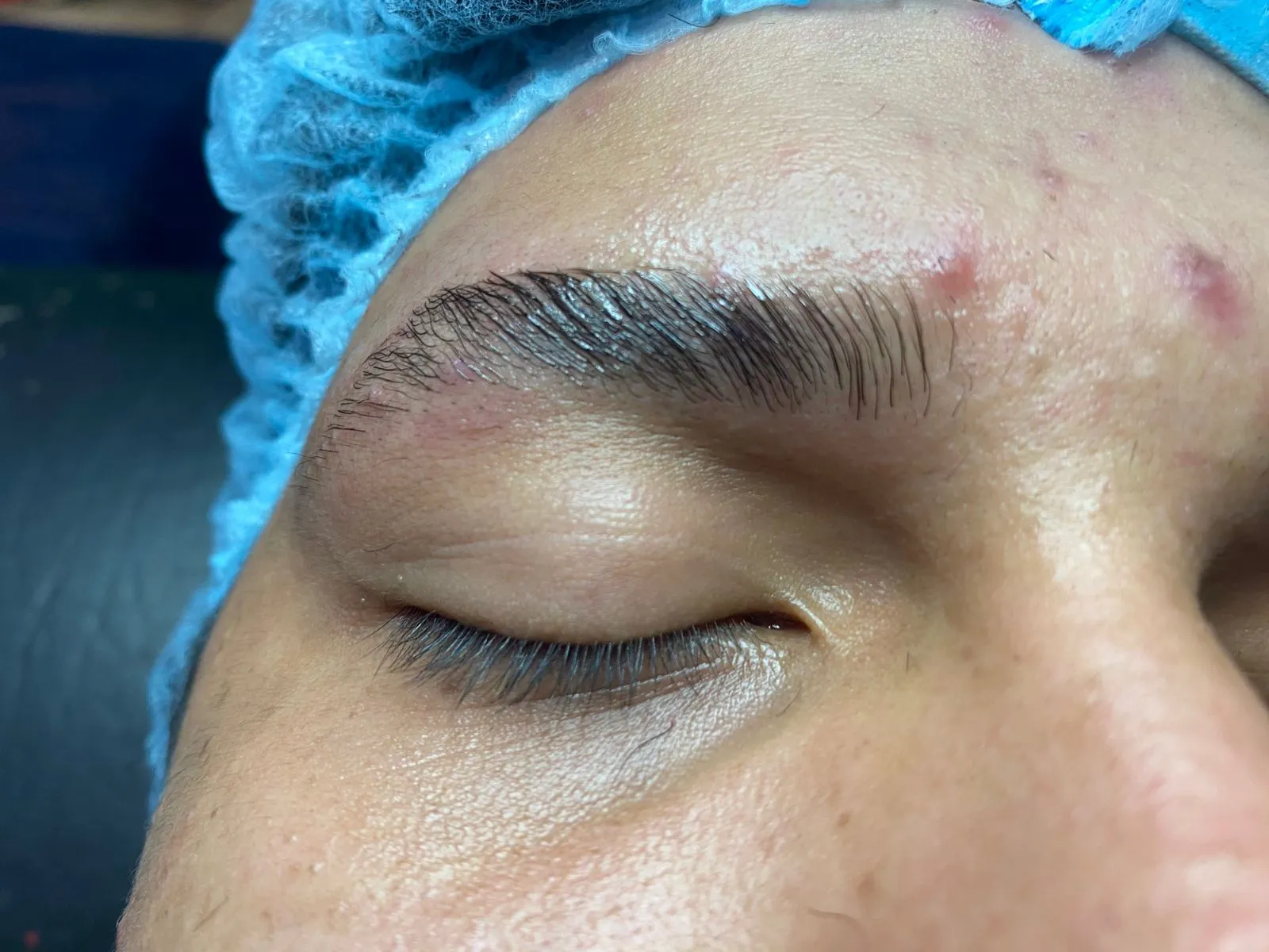Laminado de cejas