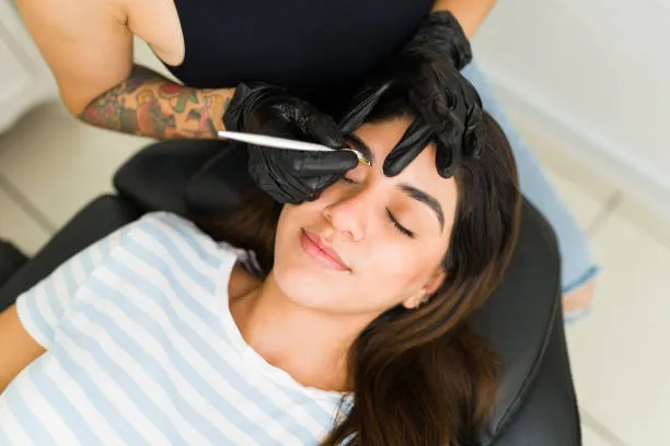 Cejas con gillette - Imagen 1