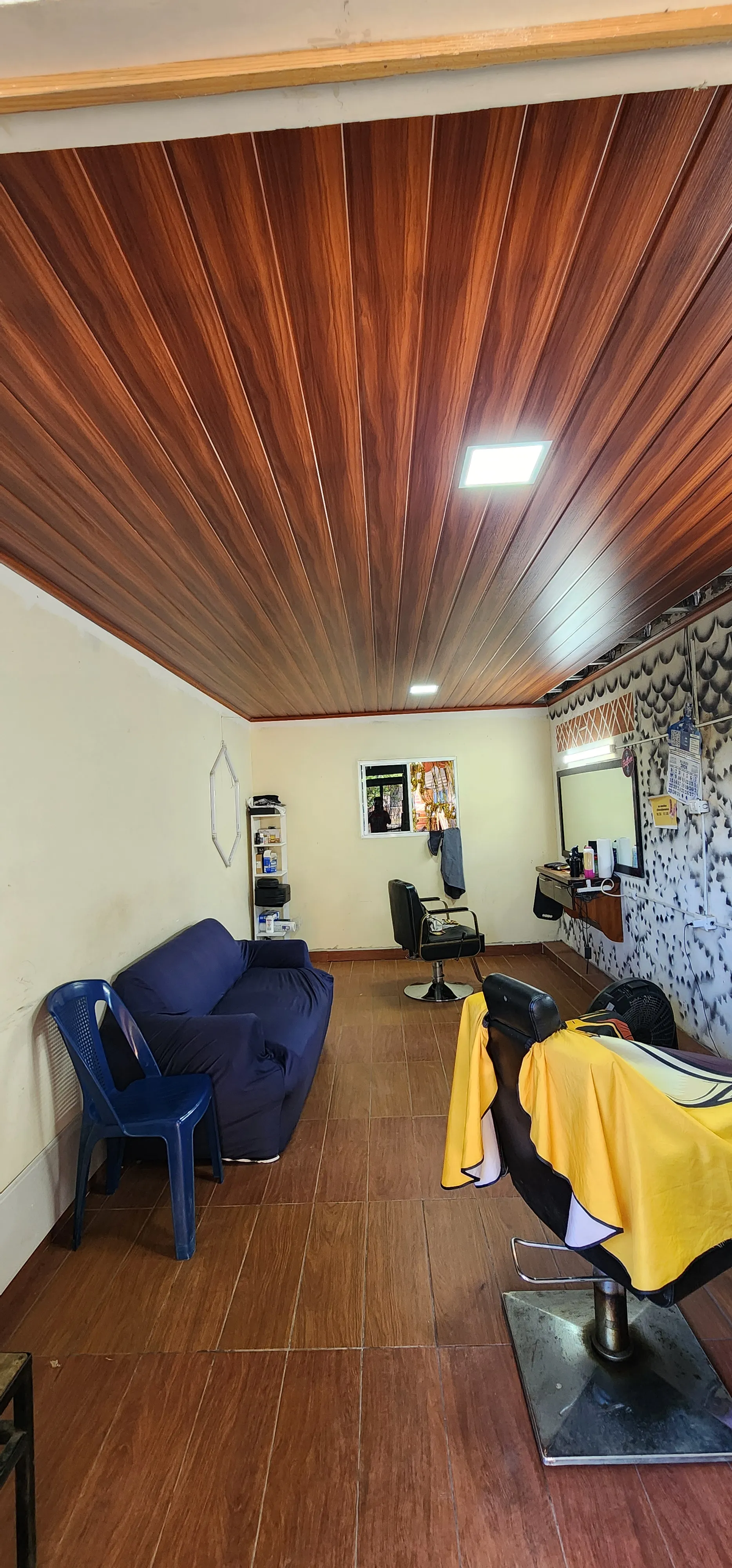 Los Sierra barber
