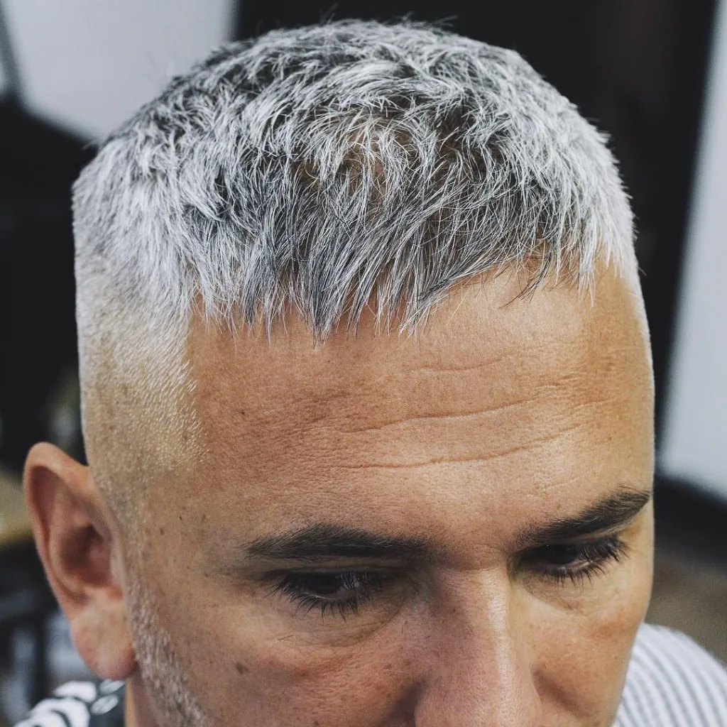 CORTE CLASICO TERCERA EDAD