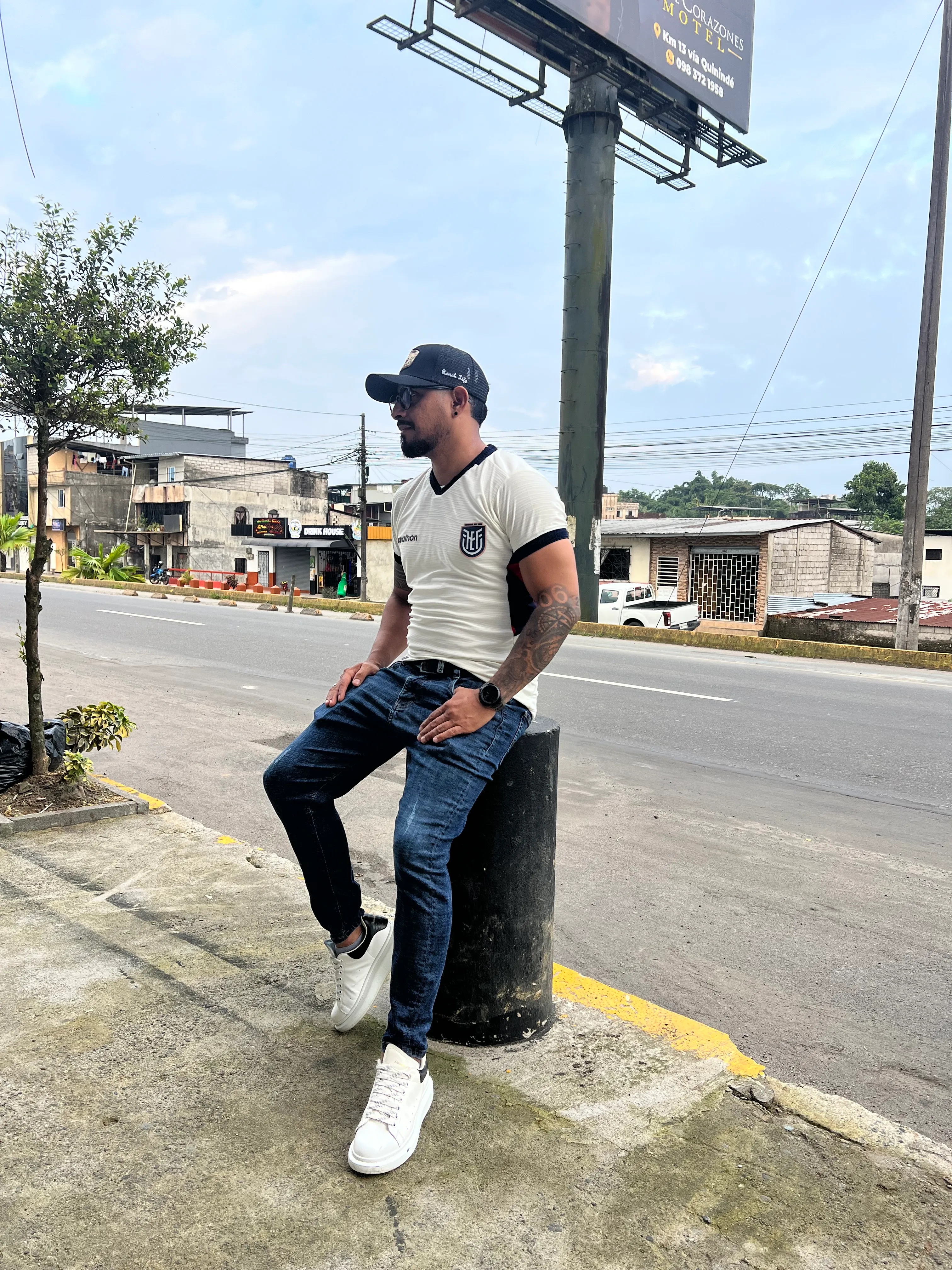OMAR QUIROZ