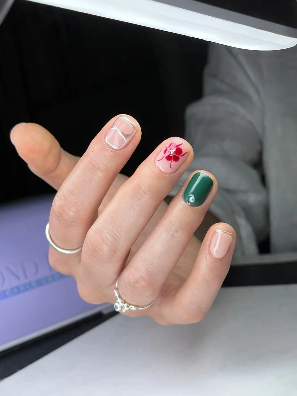 Manicura Combinada con Gel +  diseño  - Imagen 1