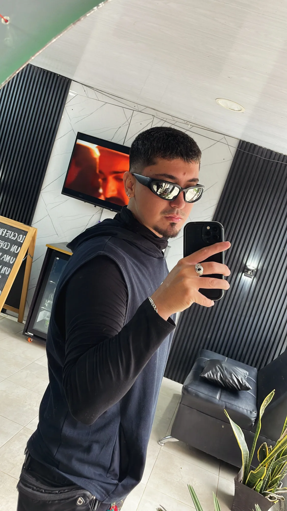 Bryan Saltos  