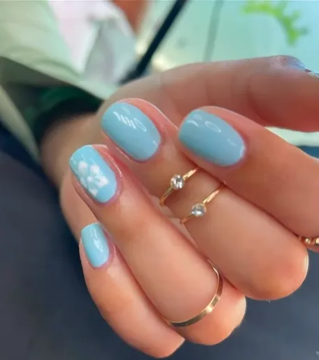 Pintura de uñas - Imagen 1