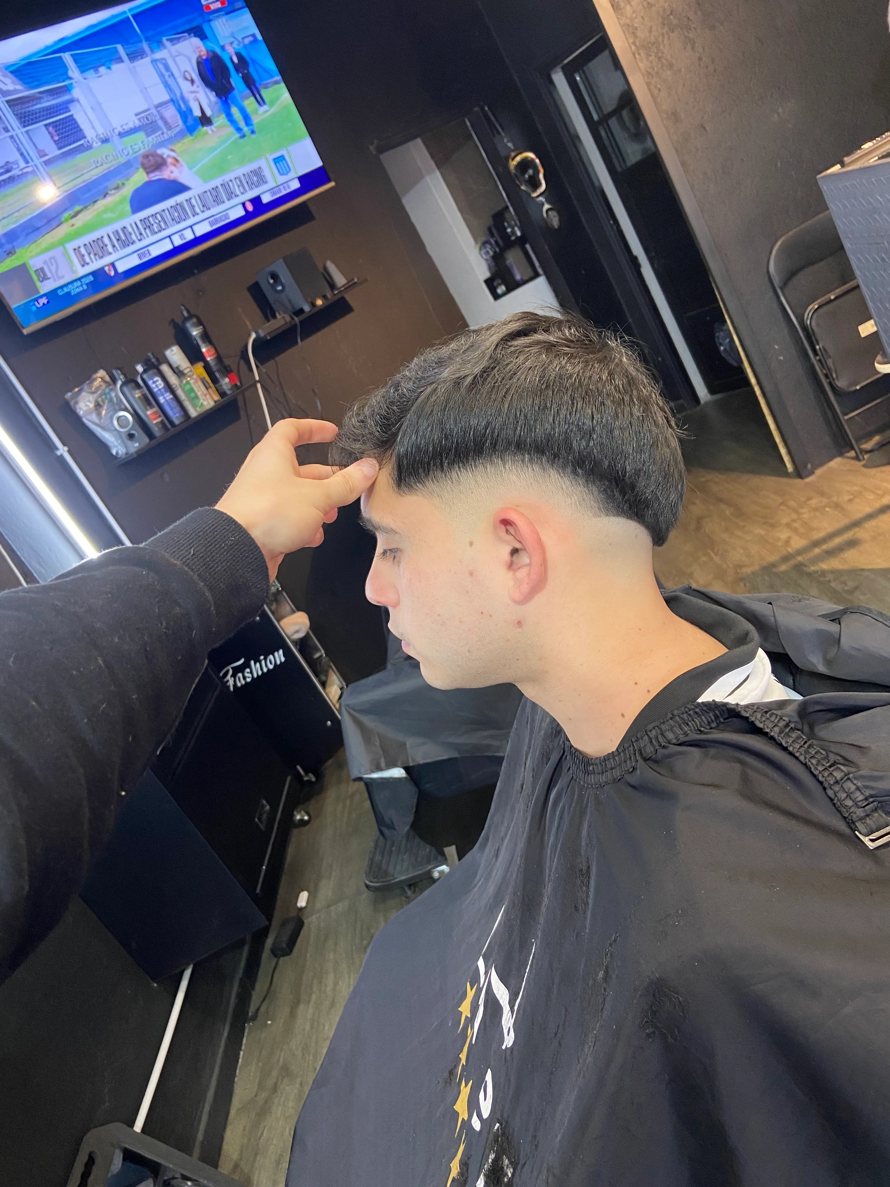 Barbería, Servicio completo!