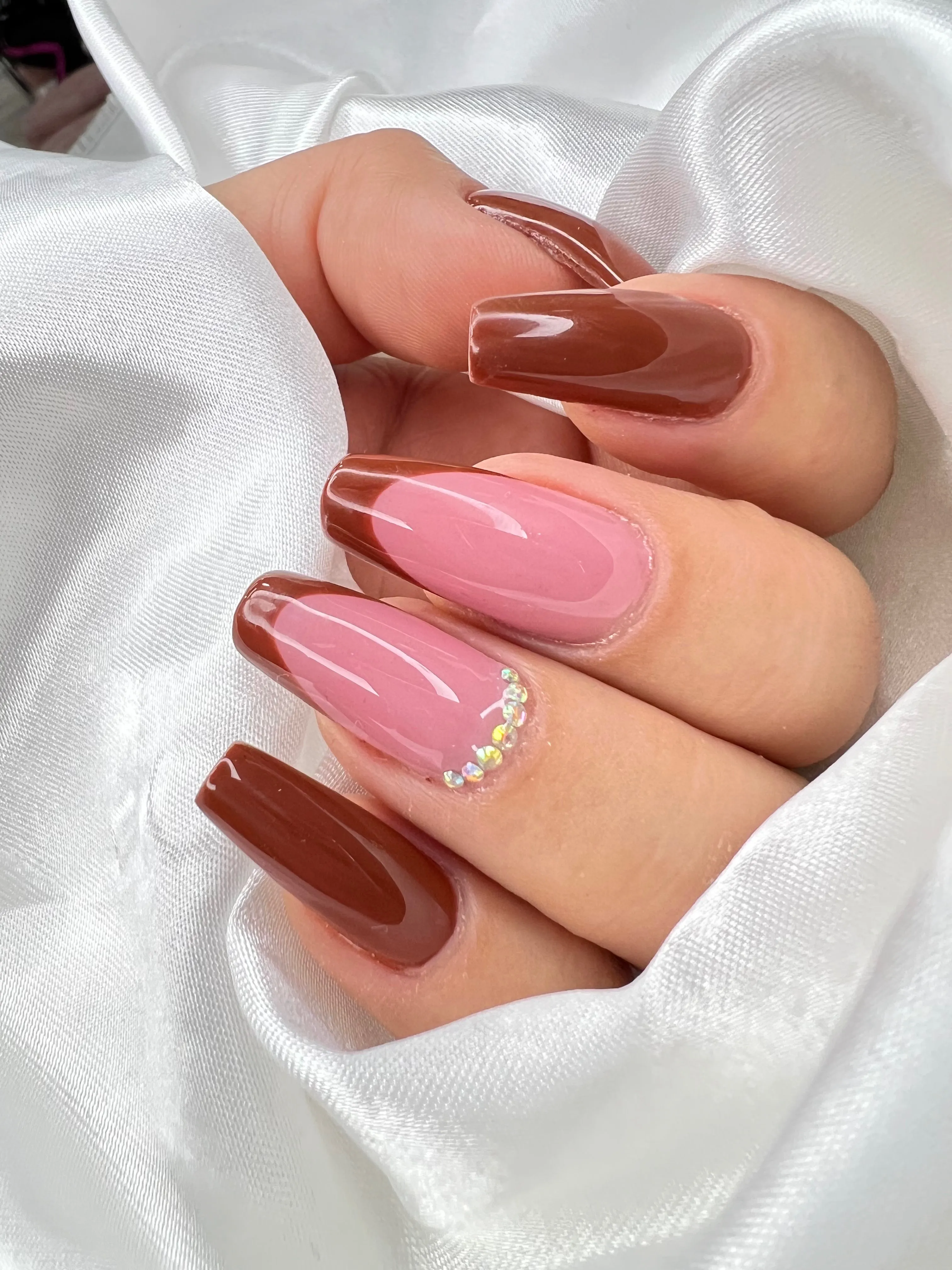 diping con esmaltado semi permanente 