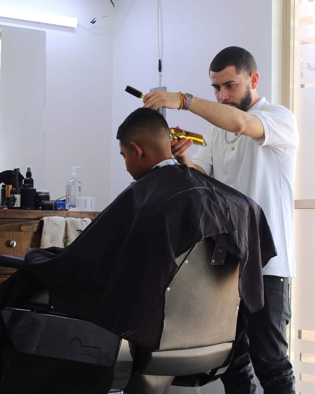 Ivan the barber 23 💈👽