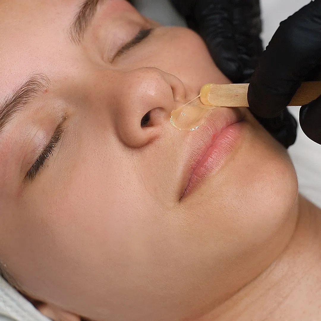 DEPILACION DE BOZO CON CERA  - Imagen 1