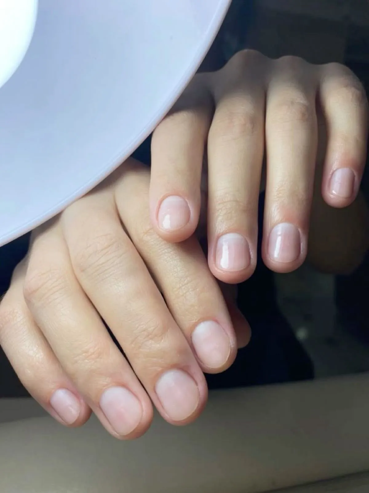 MANICURE NATURAL (LIMPIEZA) ,SIN ESMALTE