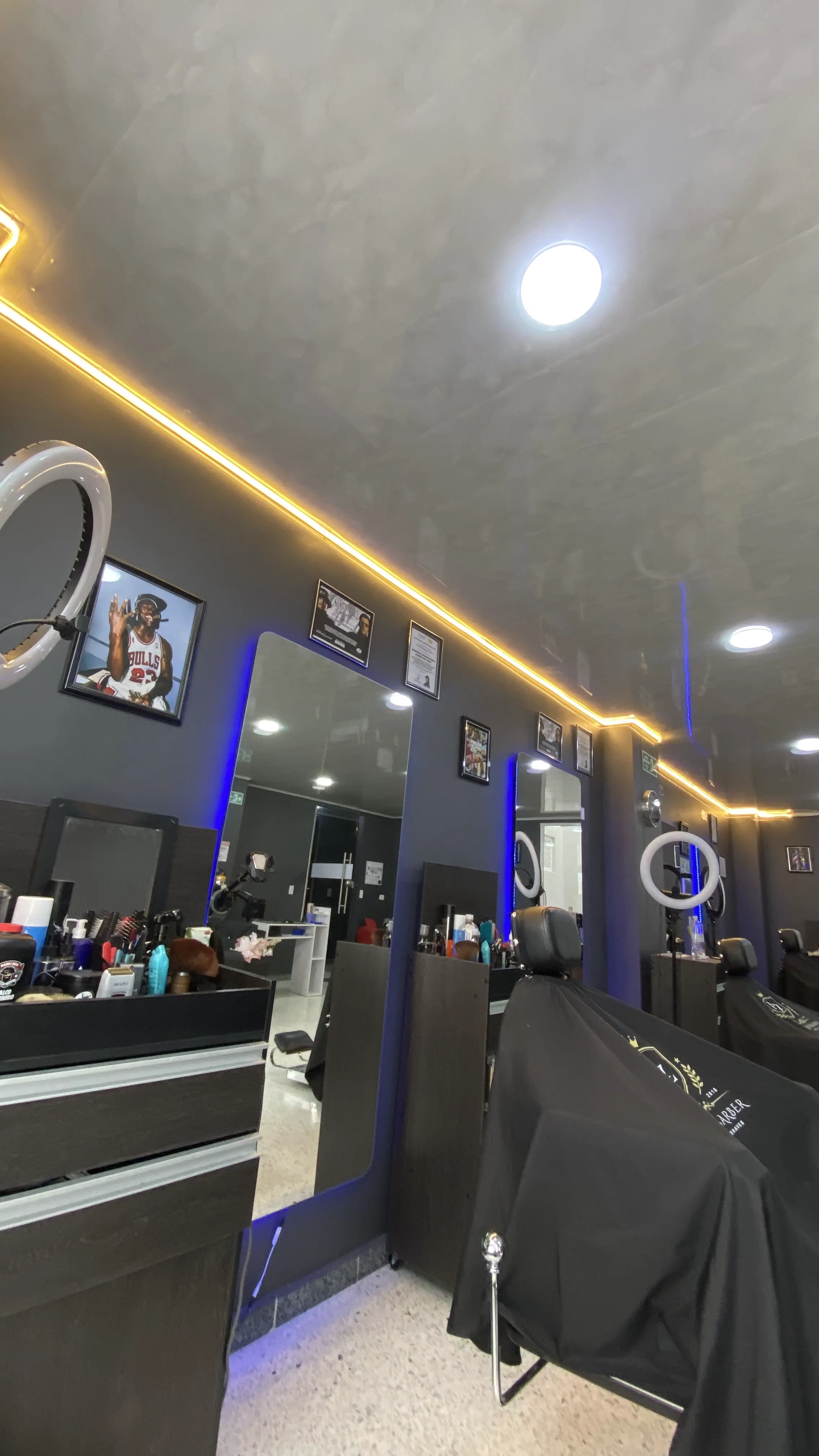 Luxurybarbertunja