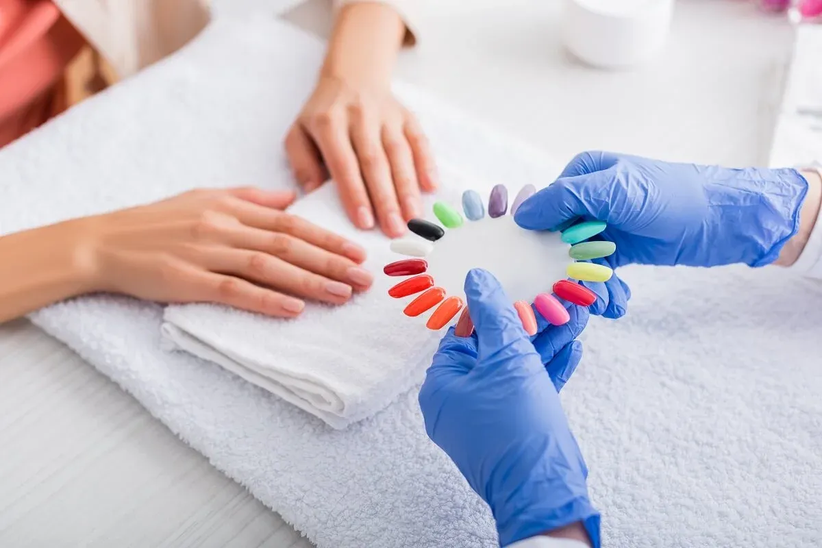 MONTAJE DE UNA SOLA UÑAS ACRILICO O POLY
