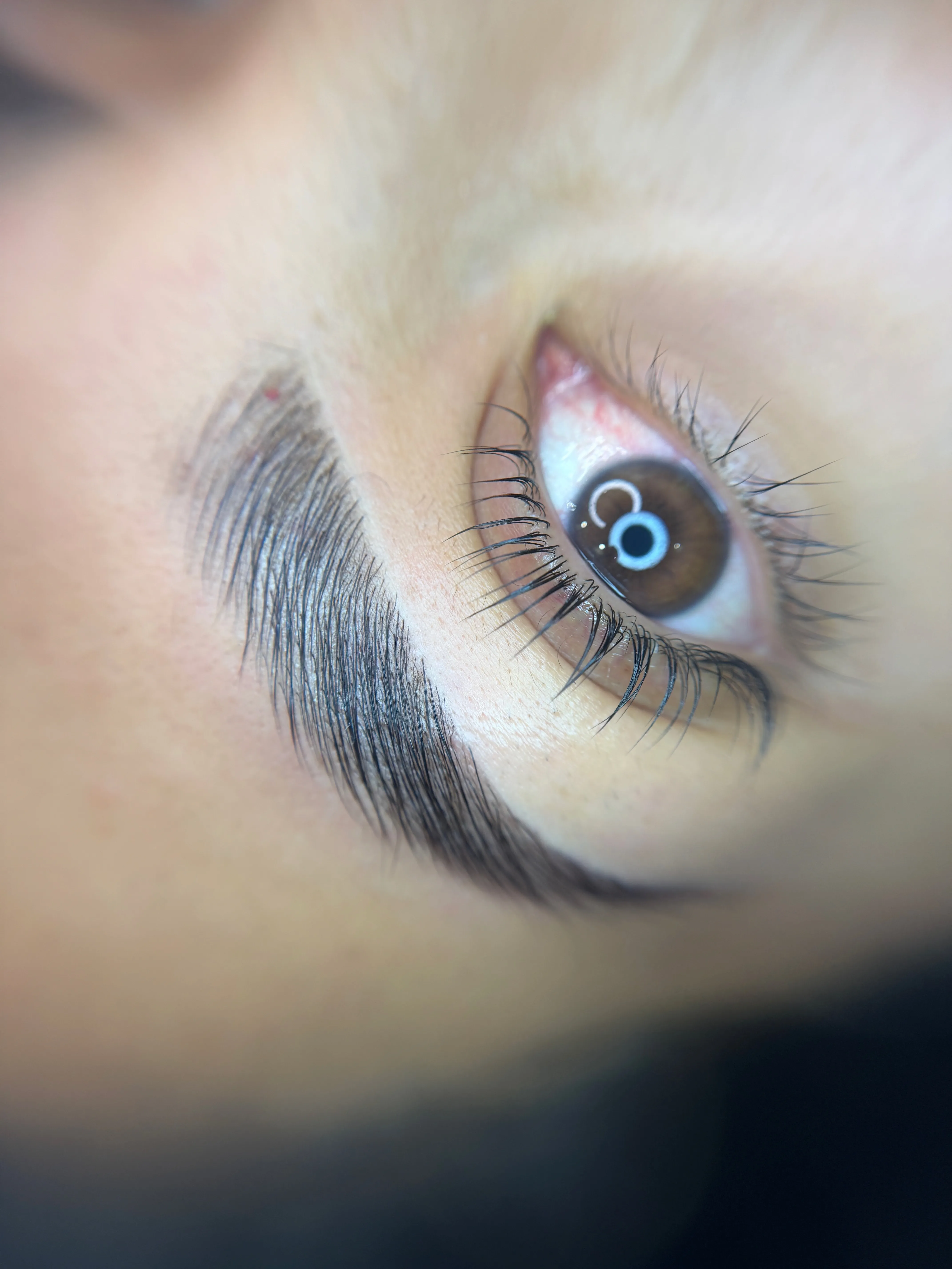Luxury Eyes Experience (Lami Kera Lash – ASIAN METHOD + Spa de Cejas Luxury)