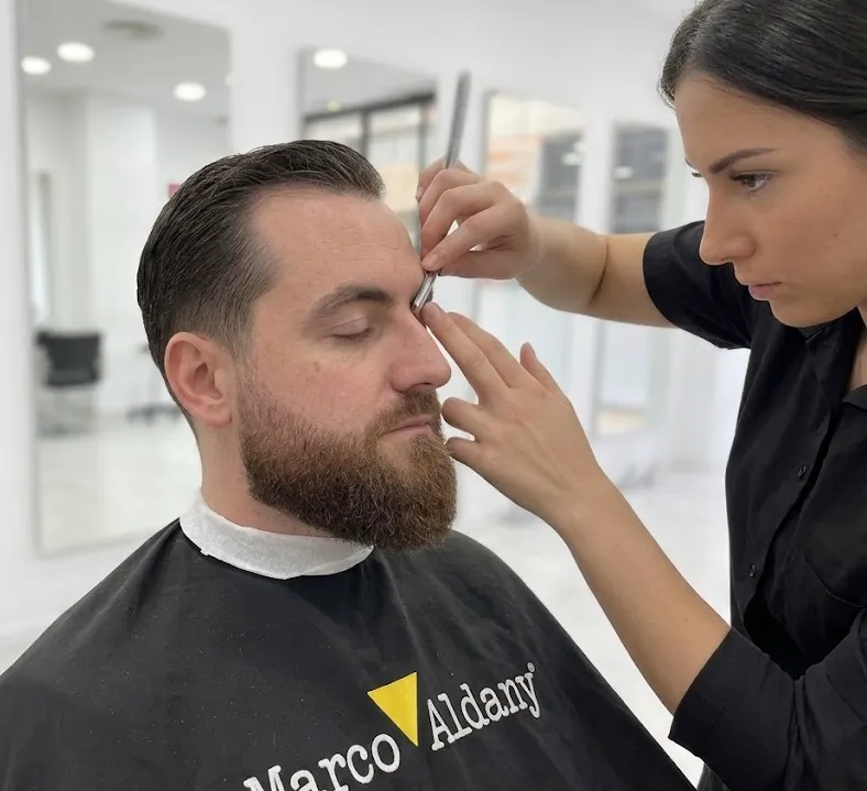CORTE CLASICO MAQ+ PERFILACIÓN DE CEJAS