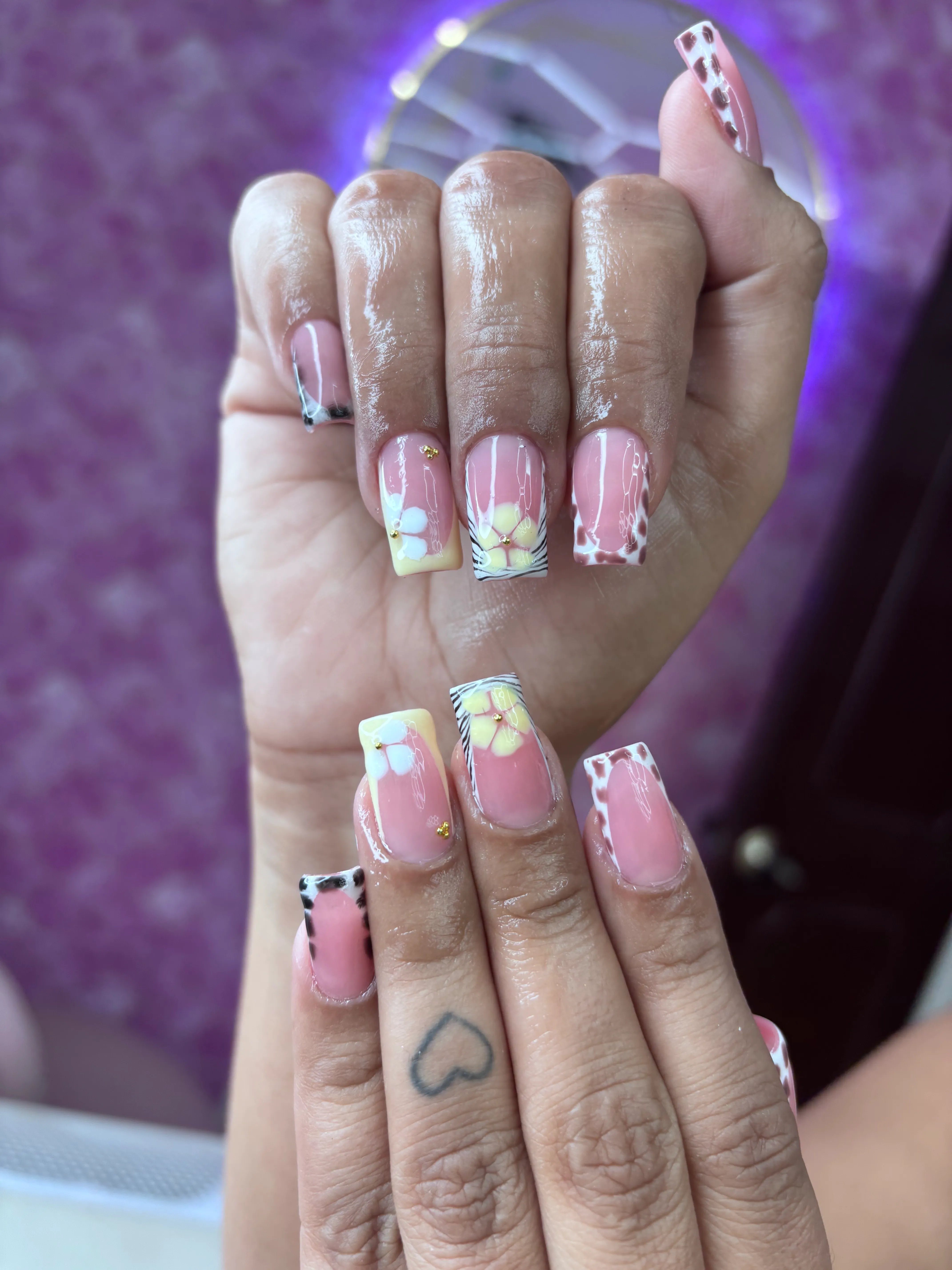 Soft gel (press on)🦋