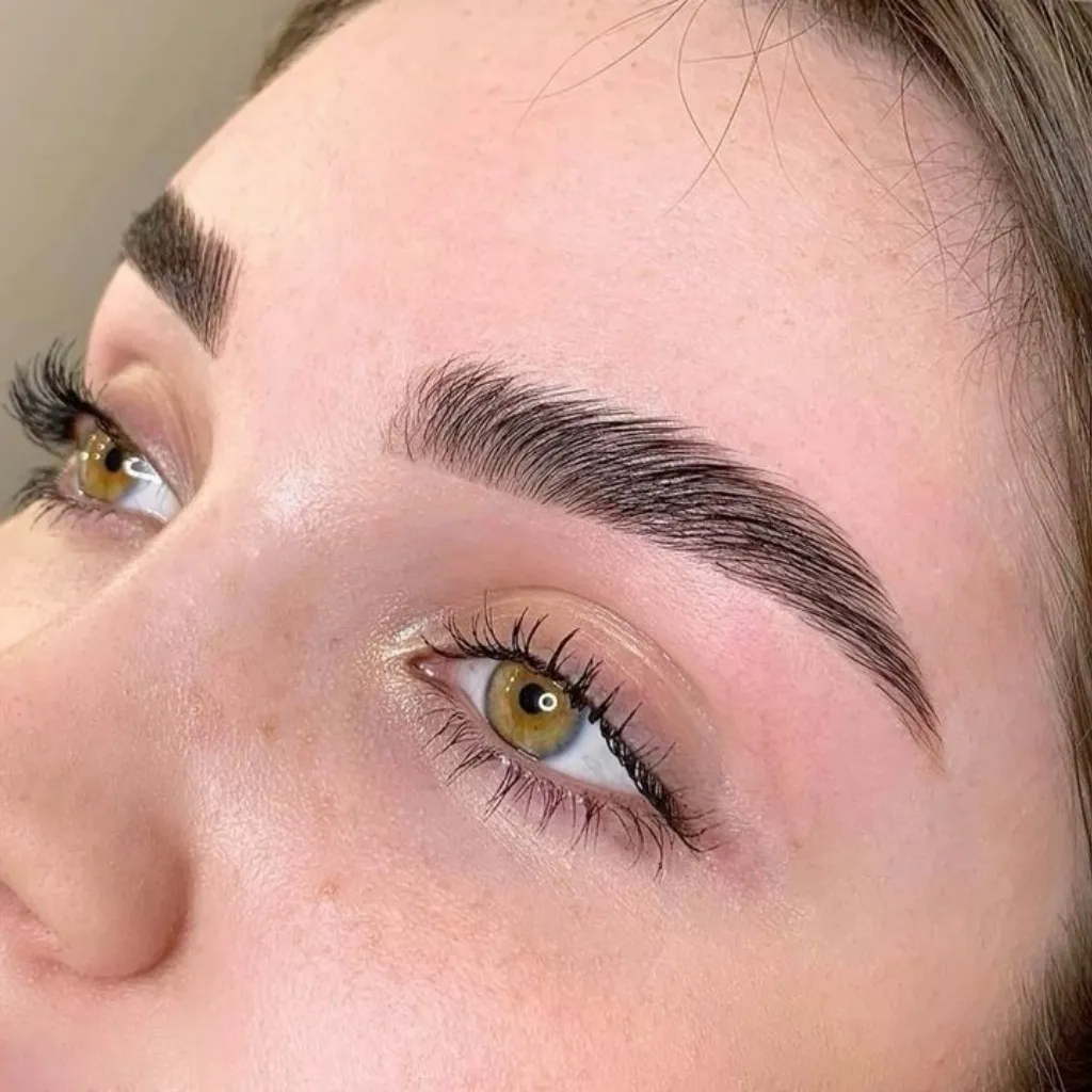 DEPILACION CEJAS CUCHILLA