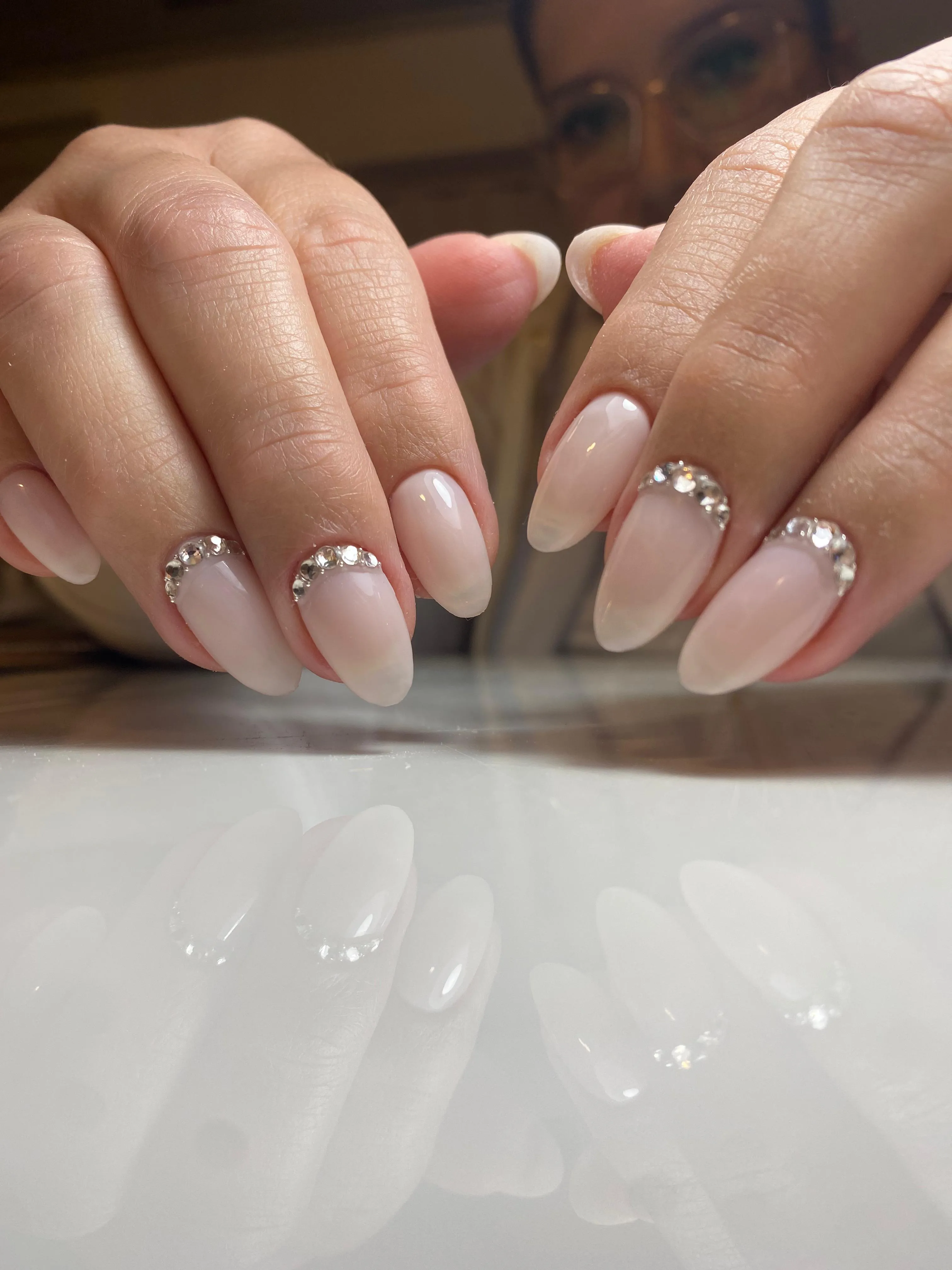 Soft gel + spa de pies y esmaltado semipermanente