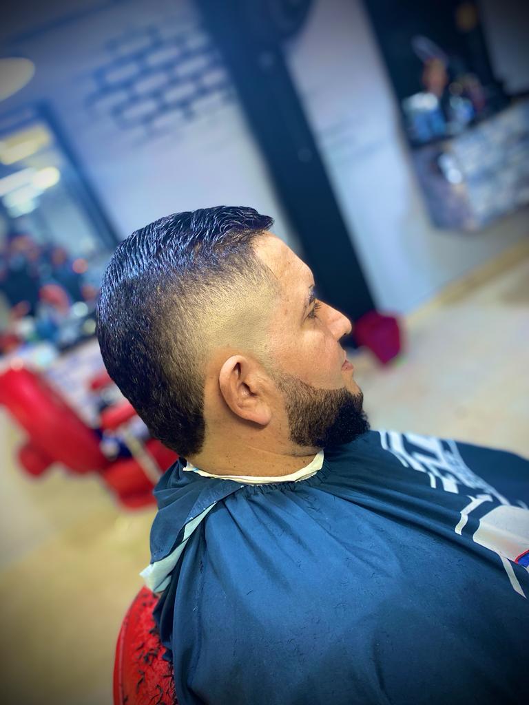 CORTE CON BARBA - Imagen 1