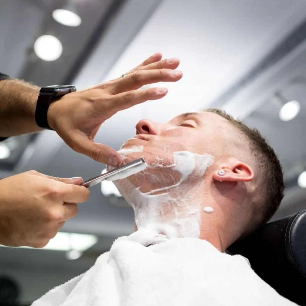 BARBA CORTE SENCILLO - 5