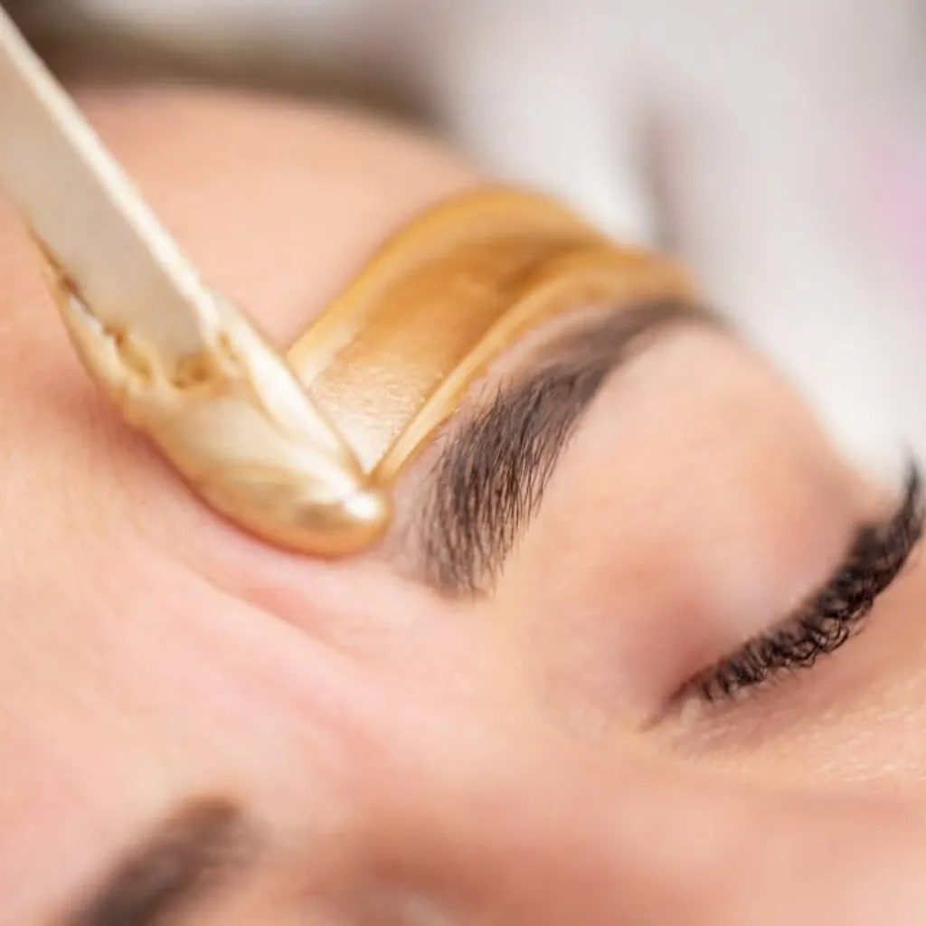 Diseño de Cejas con Cera (Dama) - 4
