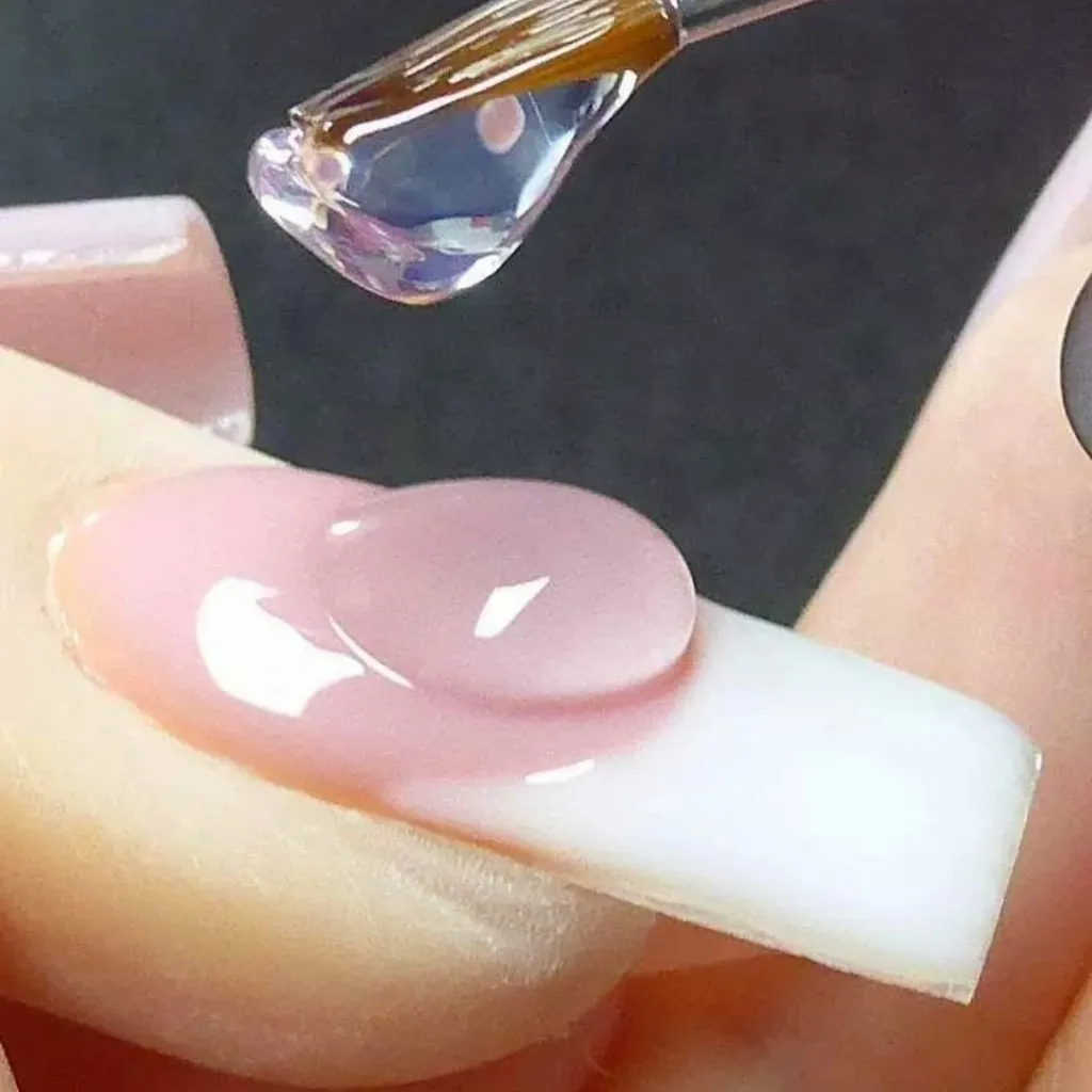 UÑAS EN RECINA  - 2