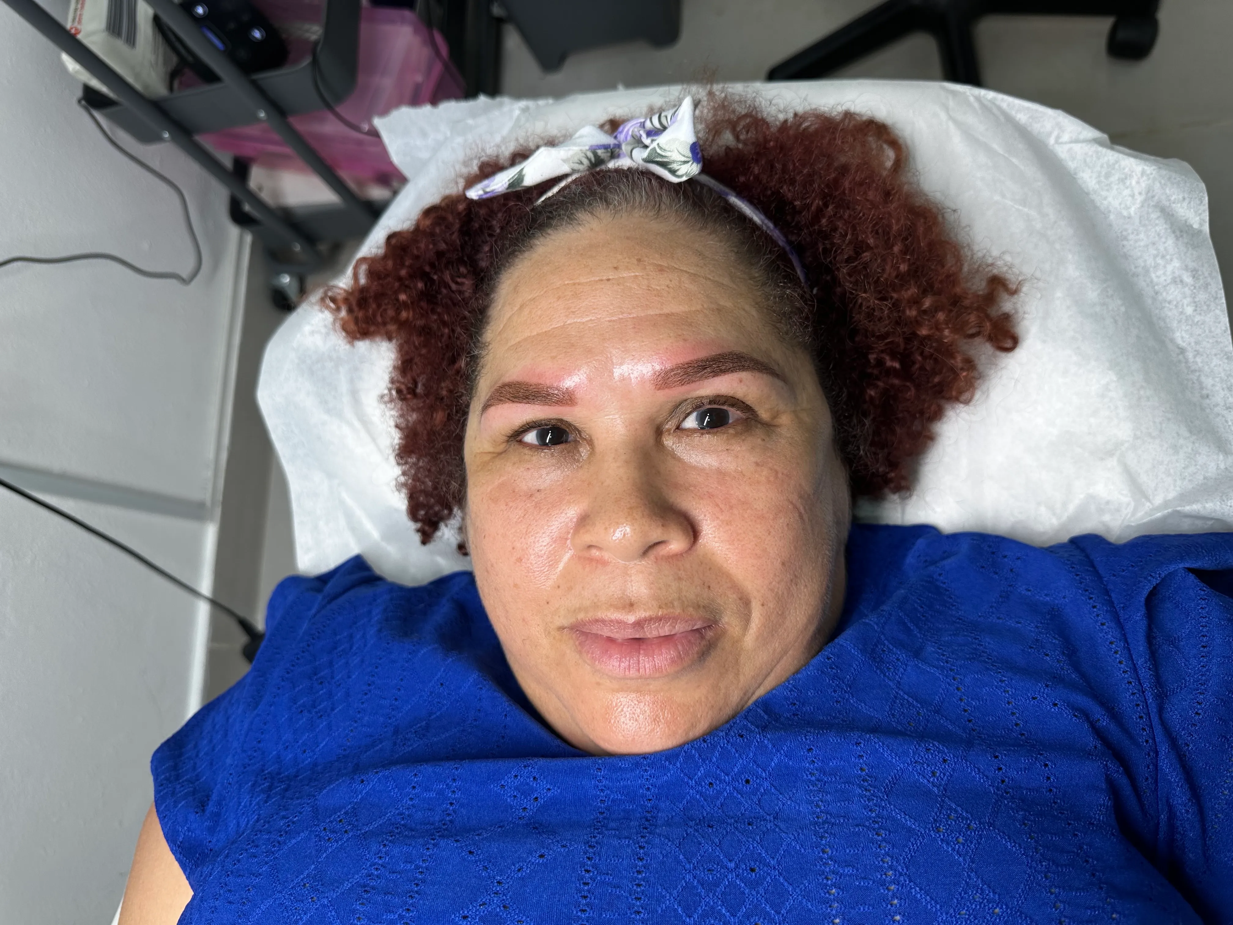tintado de cejas y depilación con navaja