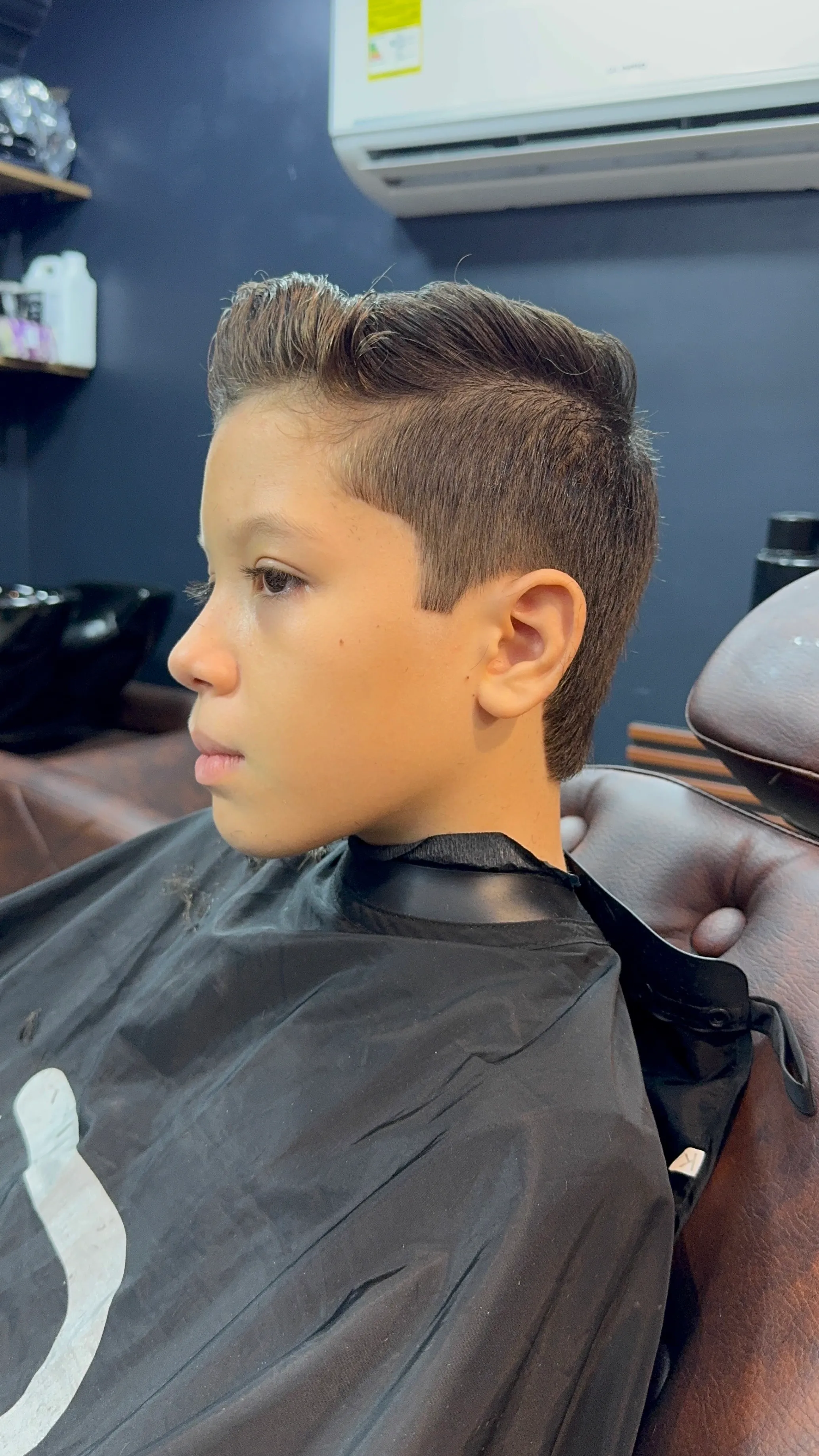 CORTE CON TIJERAS
