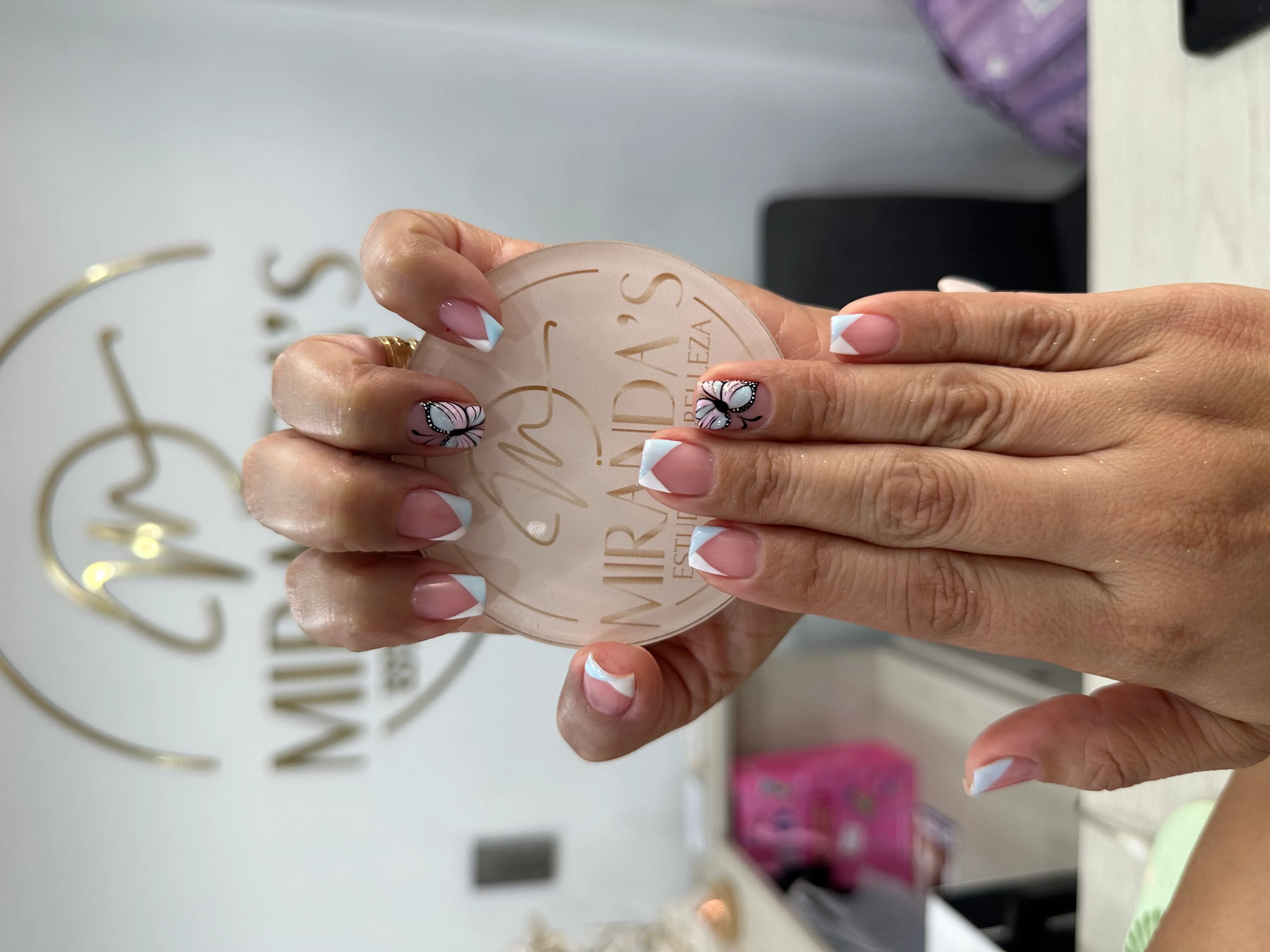 Manicure Semipermanente - Imagen 1