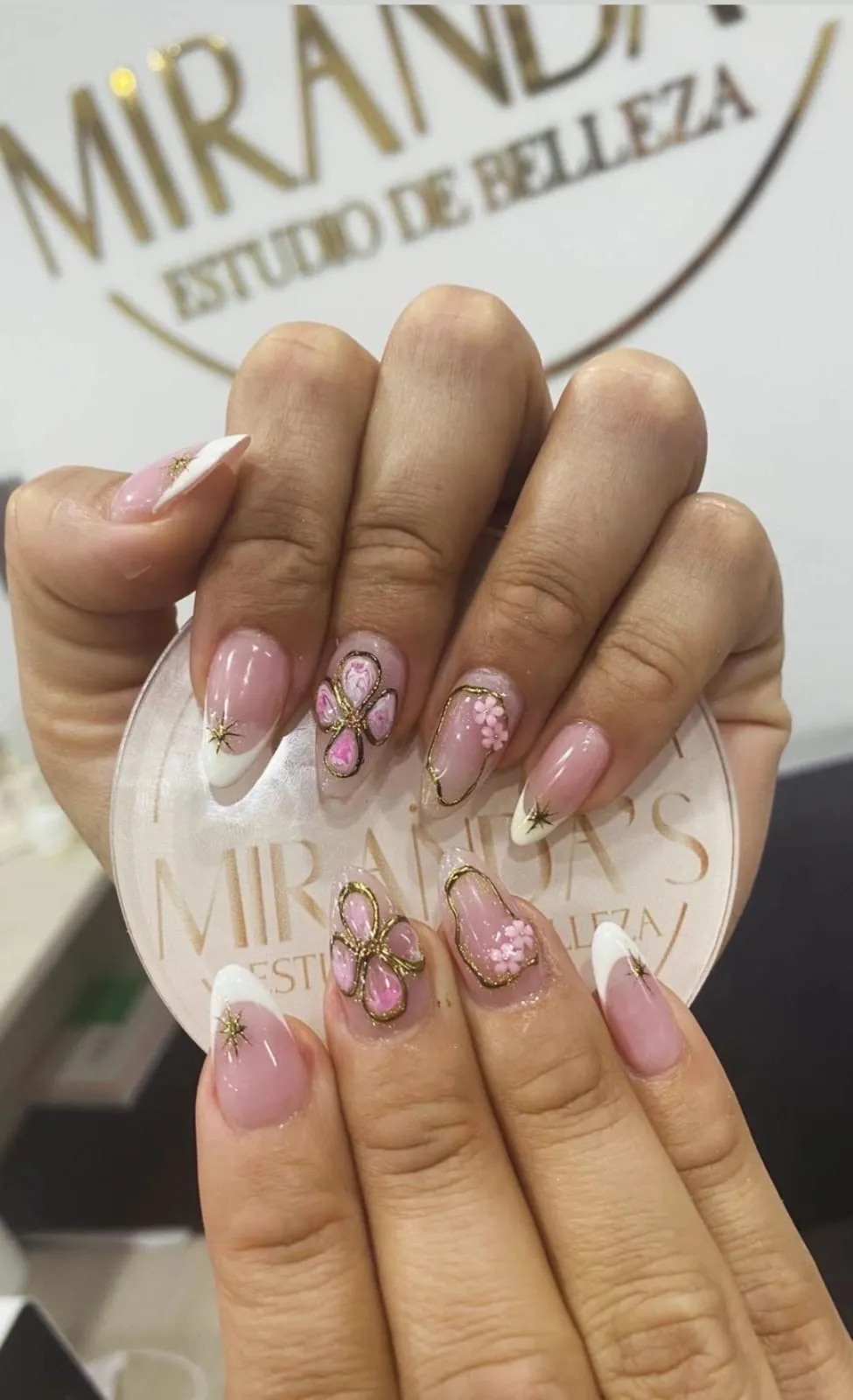 Manicure Acrílico con tips - Imagen 1