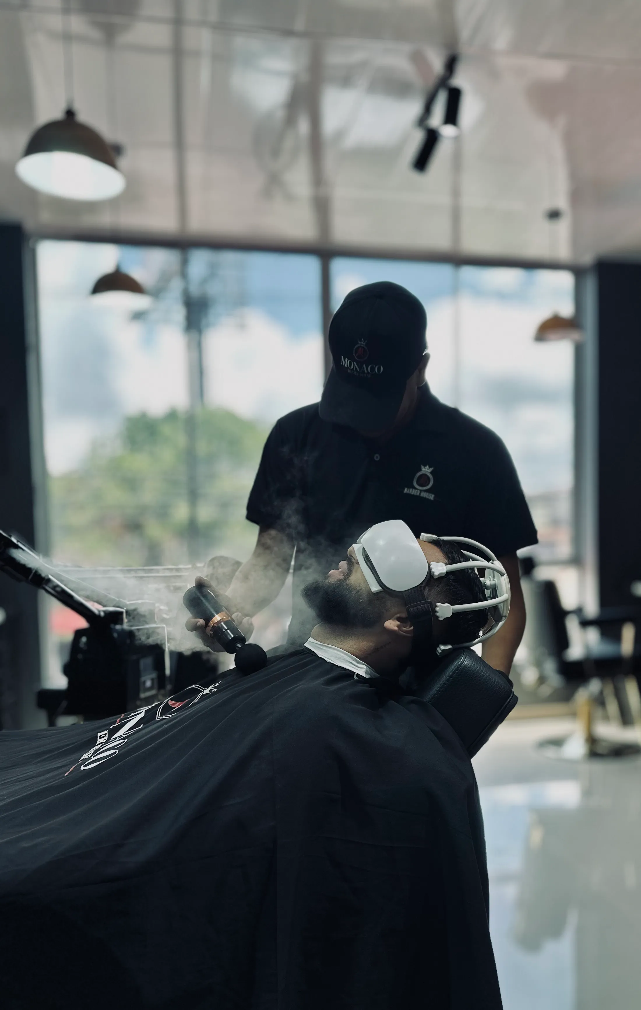 Experiencia Premium + Barba + Cejas