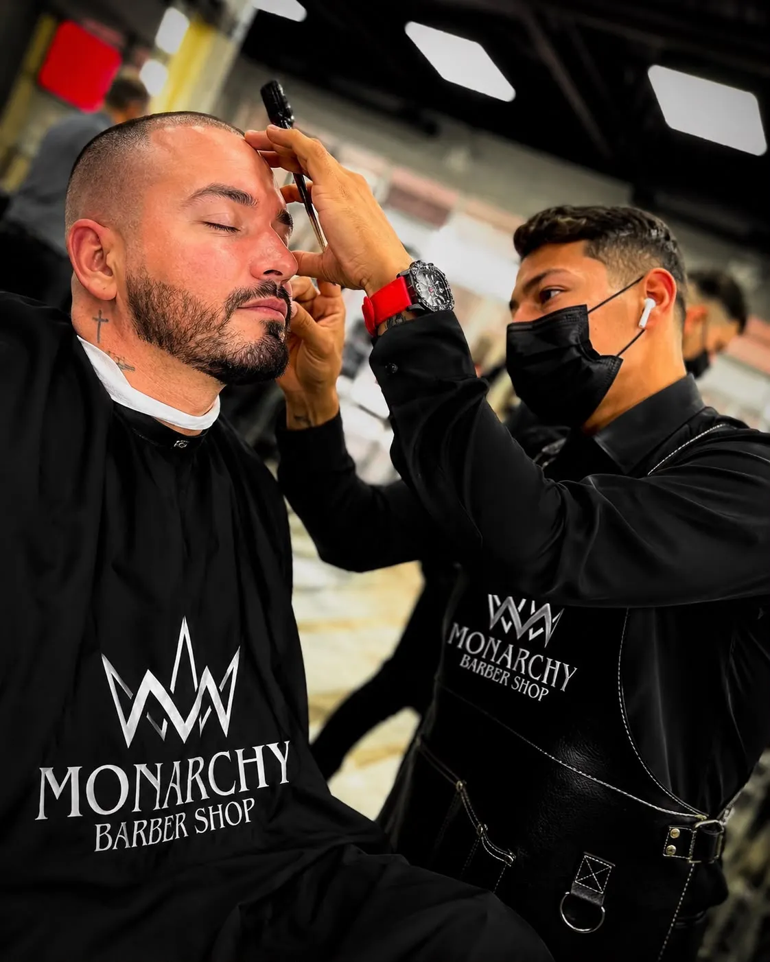Corte y Barba Tradicional