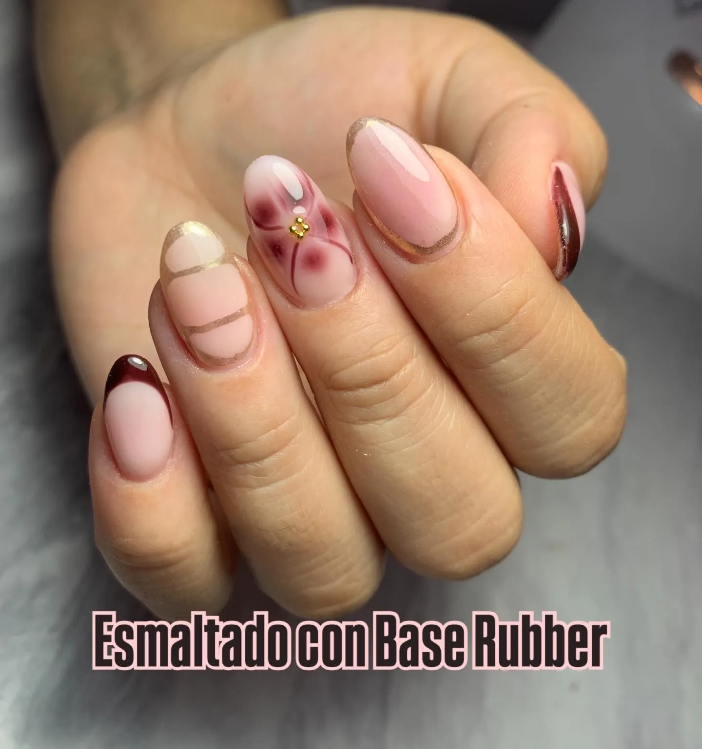 Manicura con Base Rubber