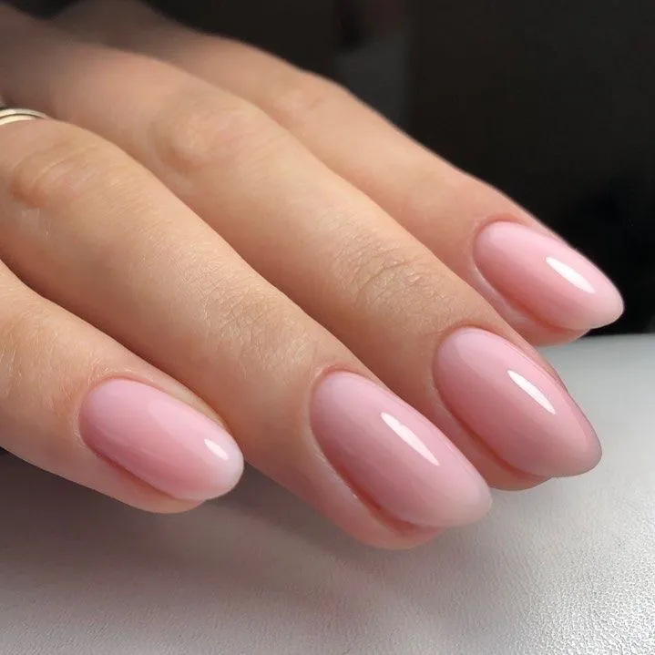 MANICURE / ESMALTE SEMIPERMANENTE