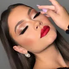 MAQUILLAJE SENCILLO