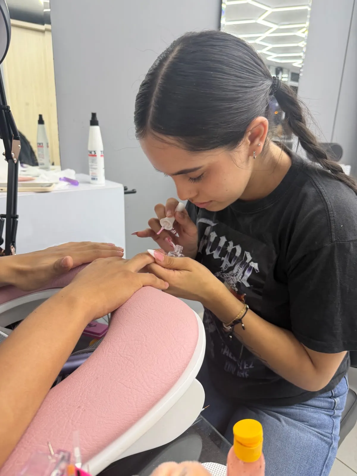 Manicure O pedicure semipermanente