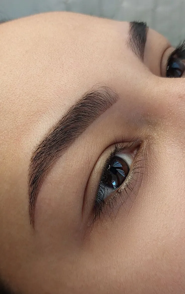 cejas en henna ( depilacion en ojilla) - Imagen 1