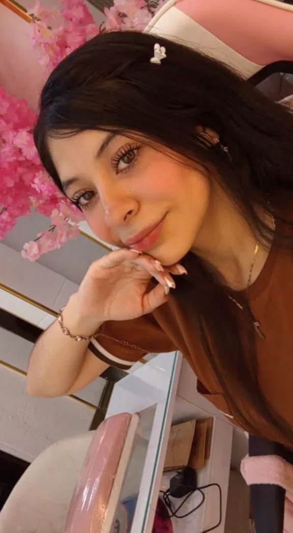 🩷 Alexandra