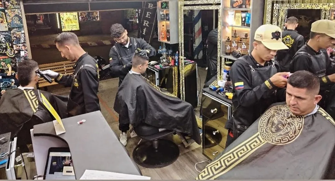 SedeROYAL DIAMONDS BARBER (SEDE CARVAJAL)