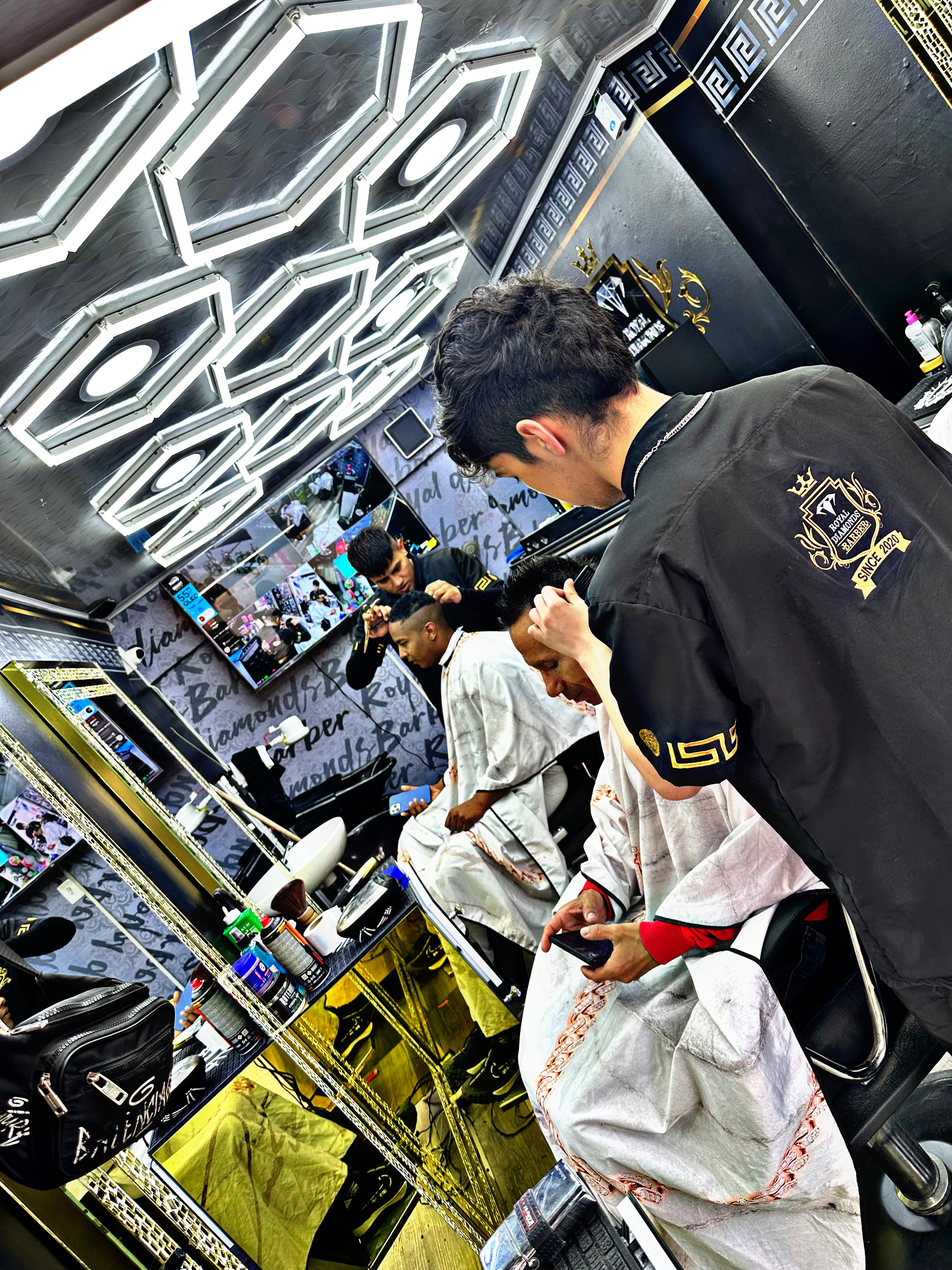 SedeROYAL DIAMONDS BARBER ( SEDE CARIMAGUA )