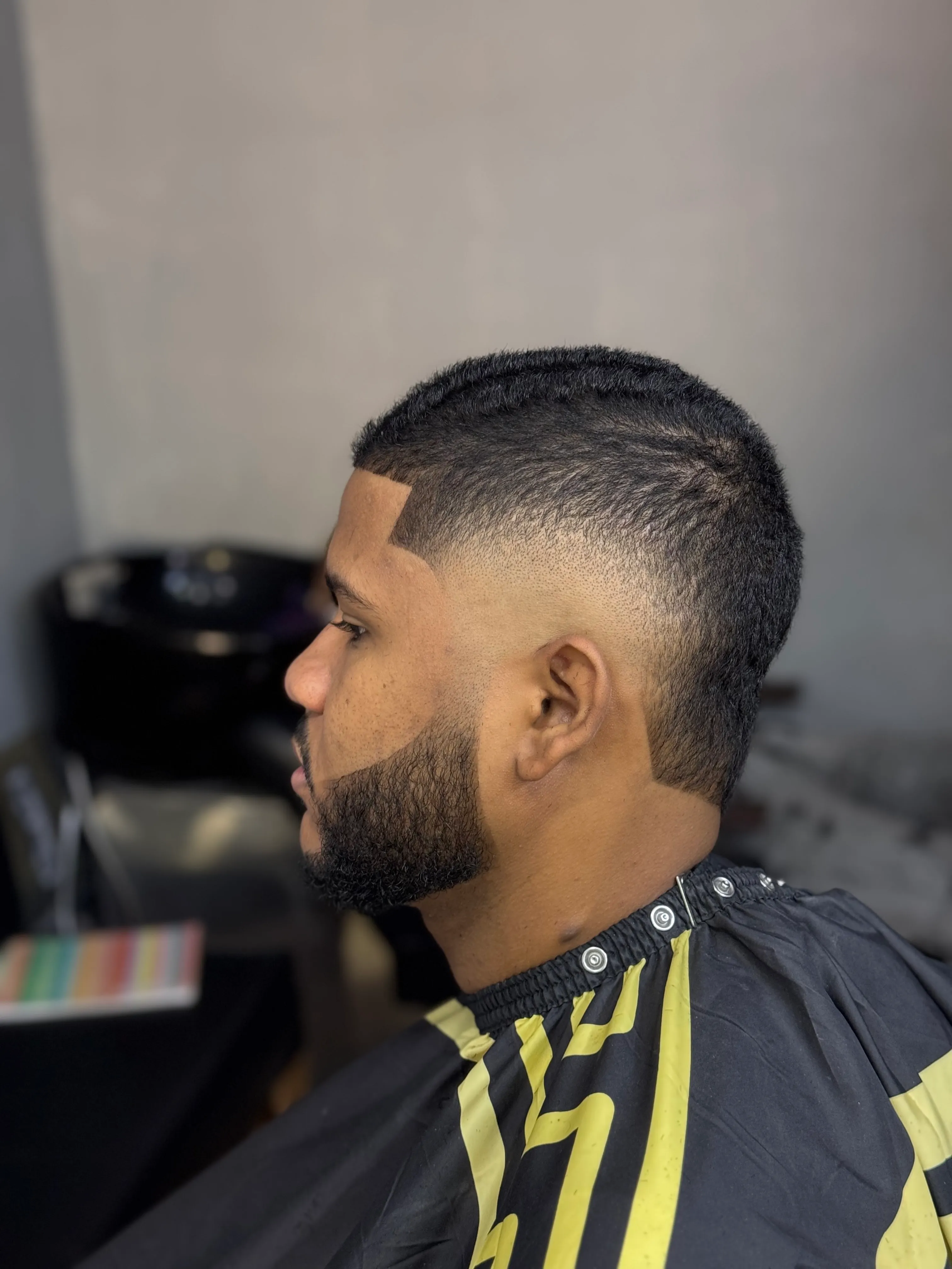 corte y barba - Imagen 1