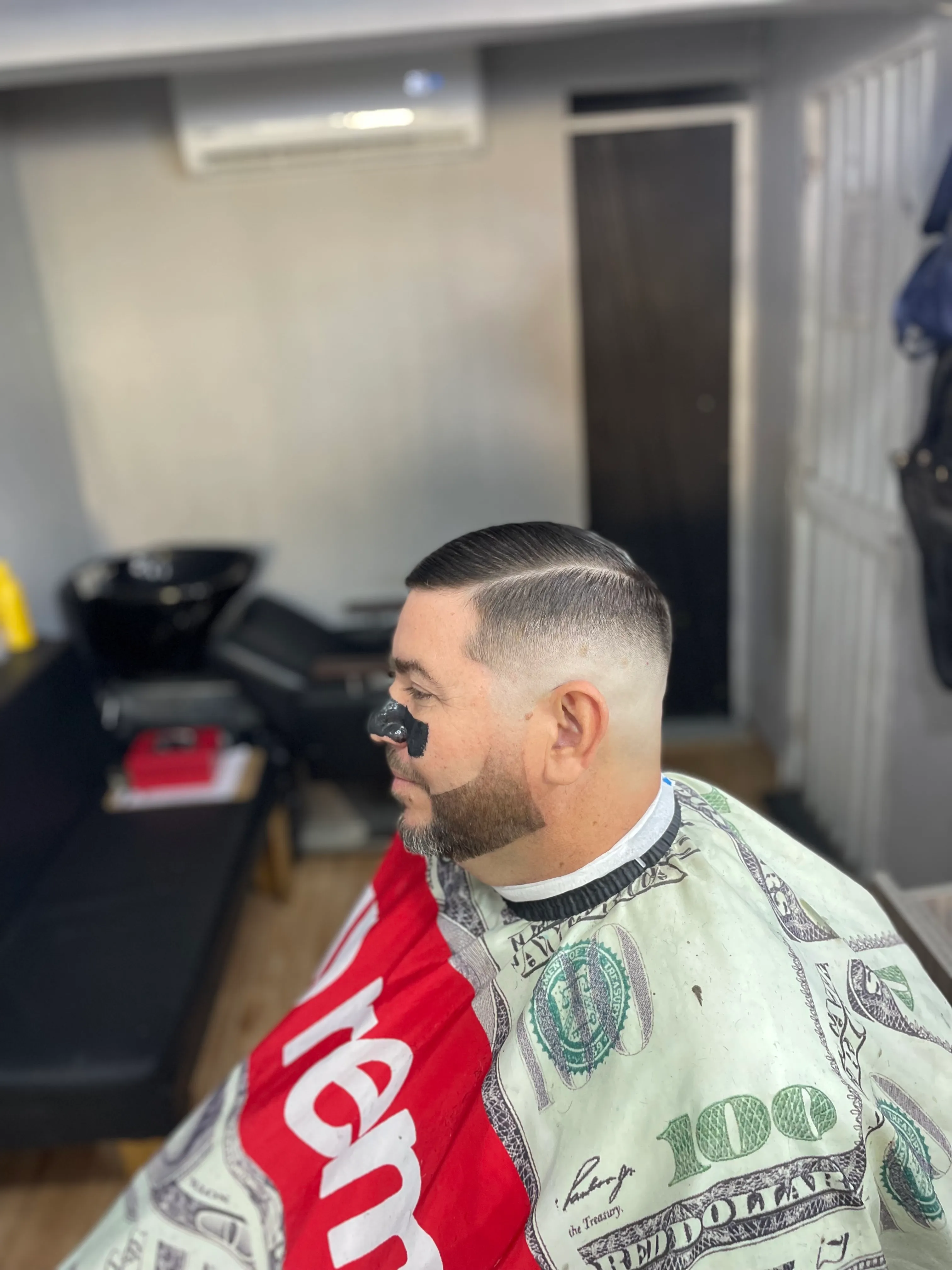 corte + mascarilla puntos negros - Imagen 1