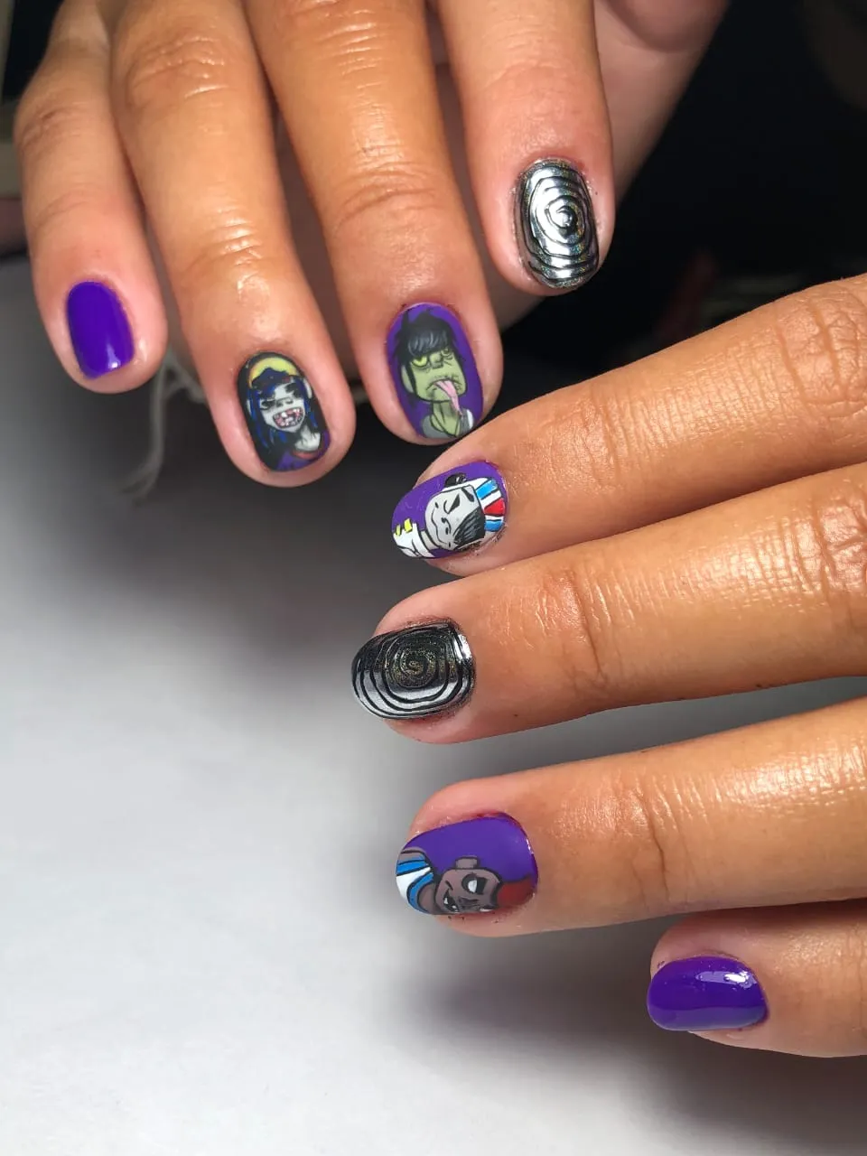 MANICURE SEMIPERMANENTE 