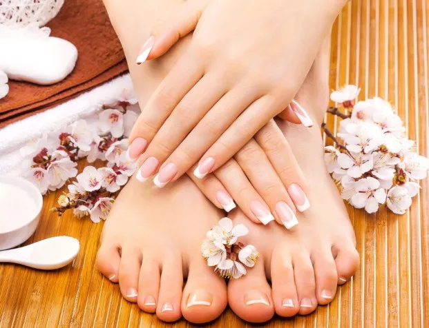 COMBO DE UÑAS NORMALES (LUN-JUE)