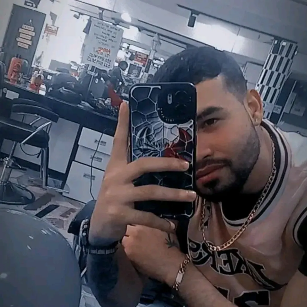 ALEJANDRO HERRERA
