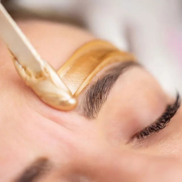 DEPILACION CEJAS CERA