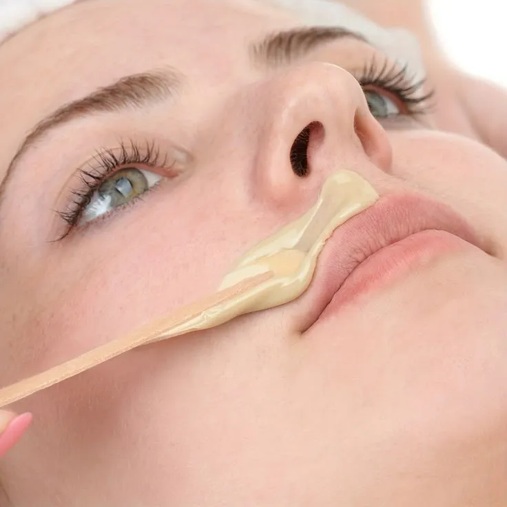 DEPILACION BIGOTE CON CERA