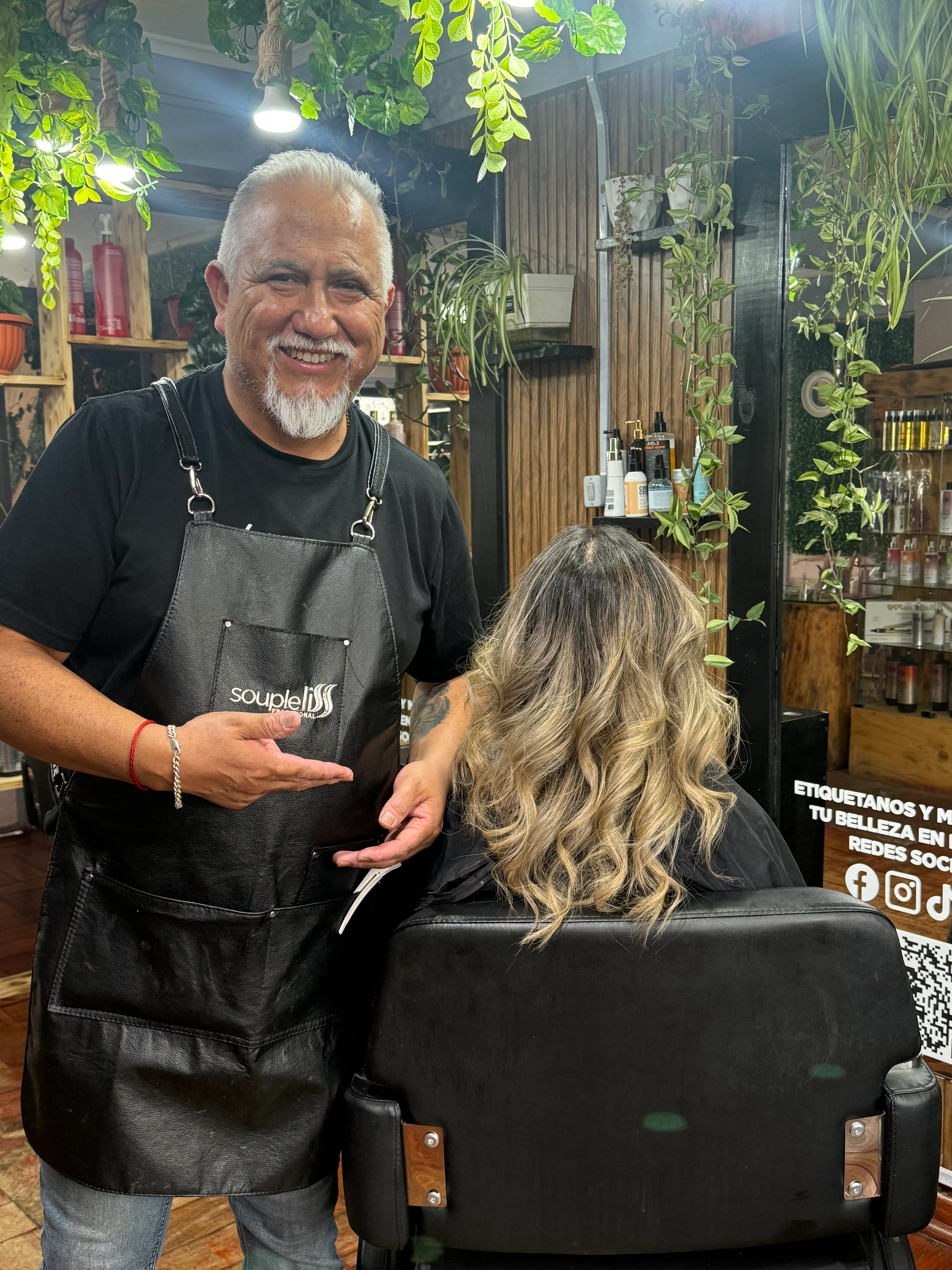 Estilista Juan Sede Osorno