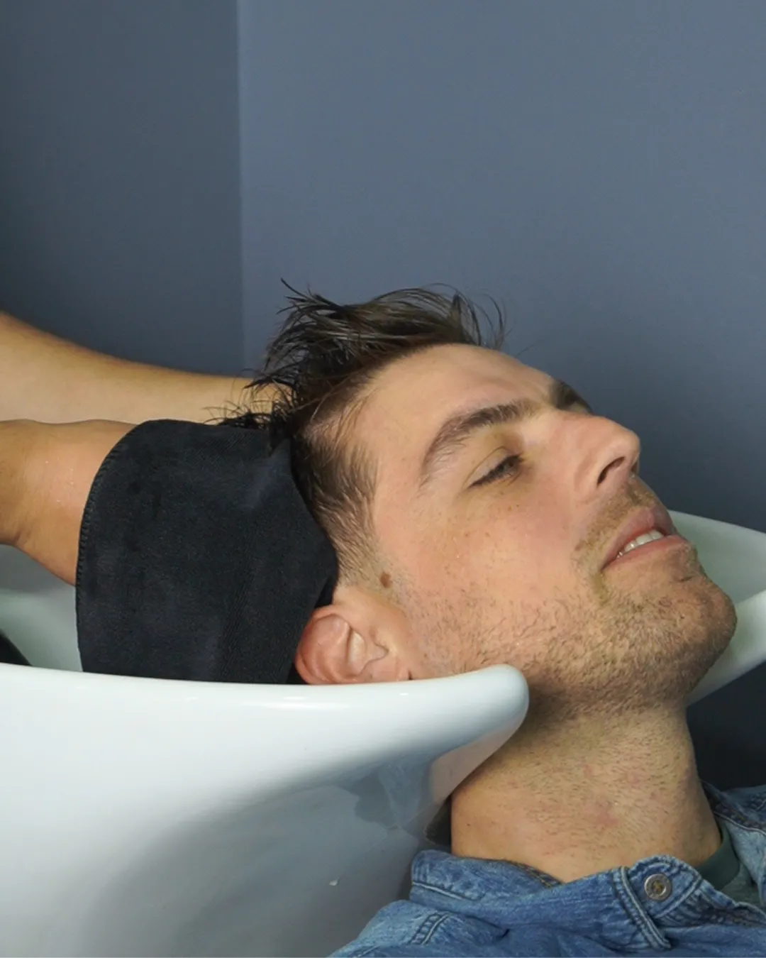 Corte de cabello más lavado - Imagen 1