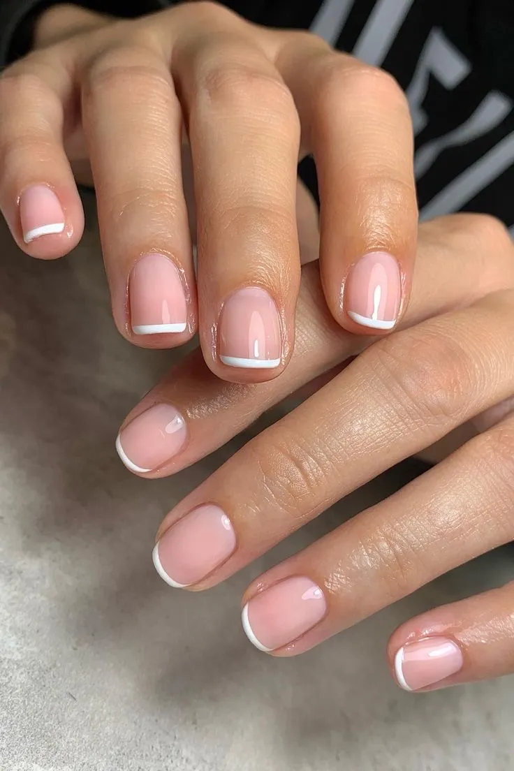 Uñas tradicionales mujer