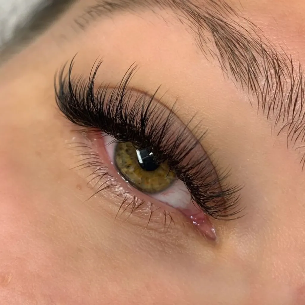 Pestañas Wispy